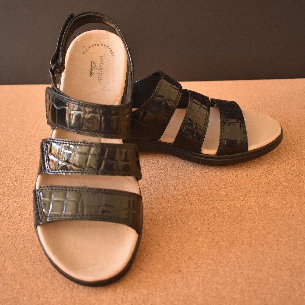 Clarks Women's Black Leisa Melinda Sandal NWOB
